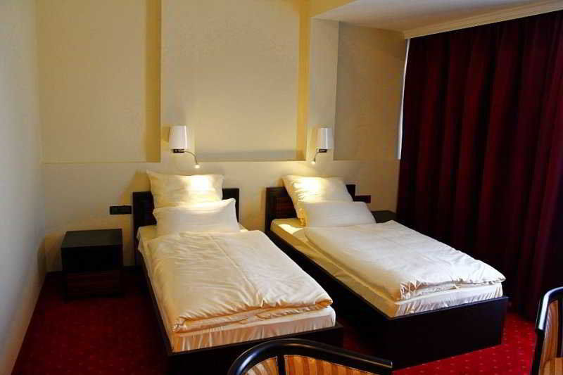 Hotel Hamburg Skopje Exterior foto